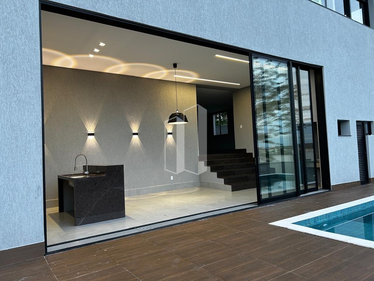 Casa à venda com 4 quartos, 4 suítes, 4 vagas e 464m² no Residencial Parque Mendanha, Goiânia (GO) — foto 3 de 16