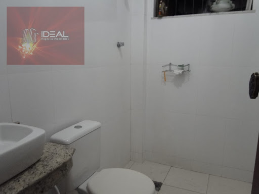 Casa Triplex à venda na Avenida 28 de Março em Campos dos Goytacazes