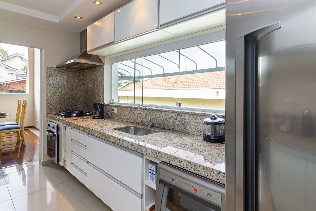 Casa à venda com 3 quartos, 3 suítes, 2 vagas e 400m² no Condomínio Country Club, Arujá (SP) — foto 13 de 30
