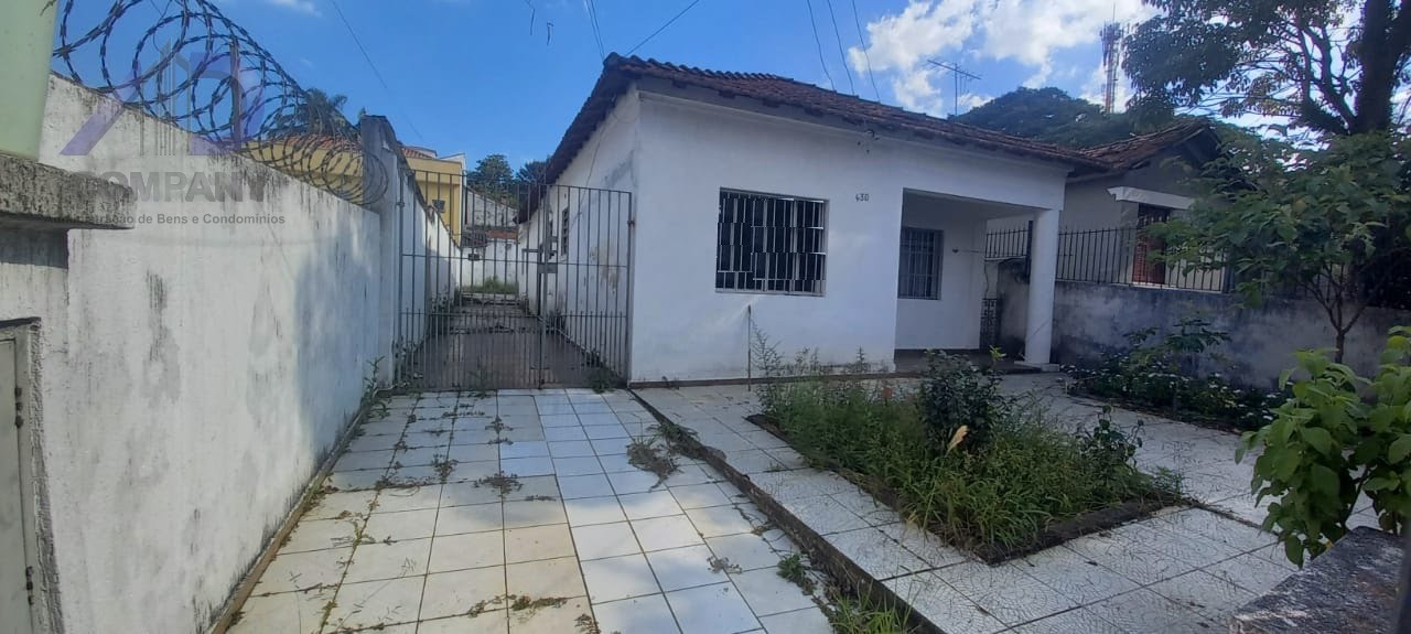 Fachada esquerda