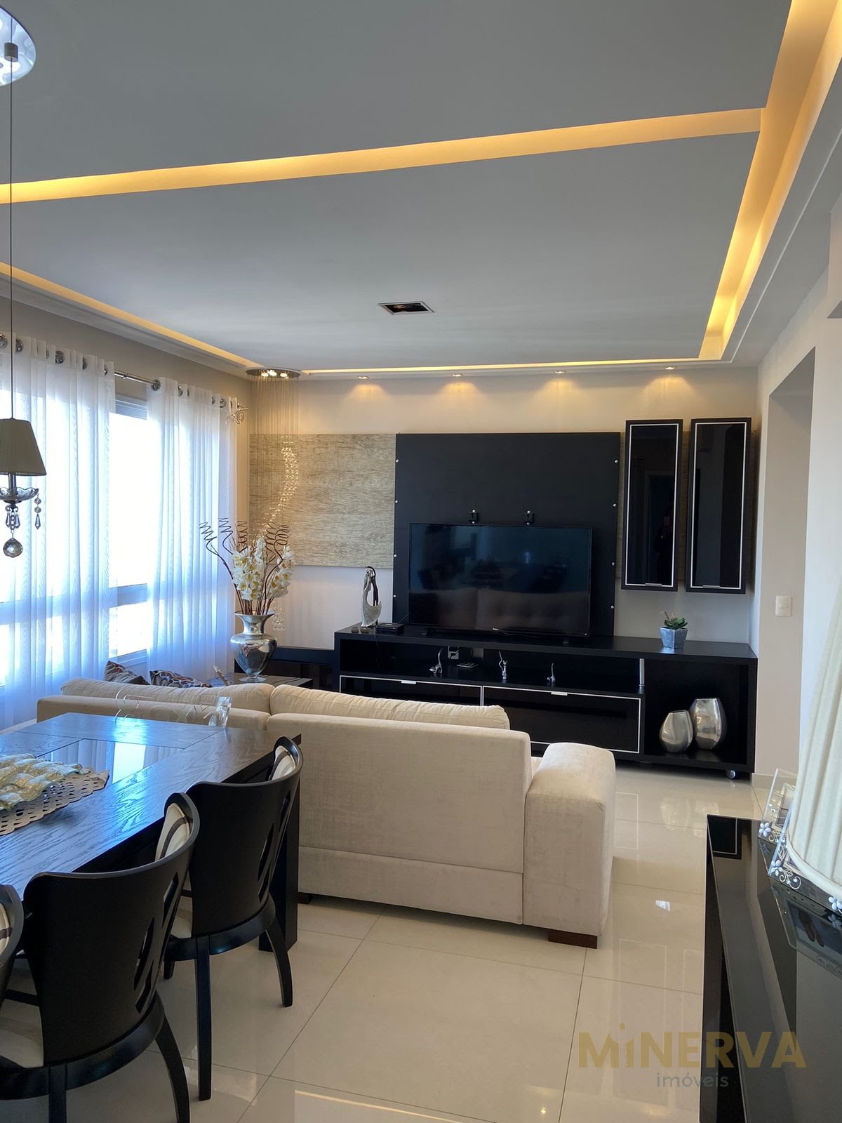 Apartamento à venda com 4 quartos, 4 banheiros, 4 vagas e 160m² no Tatuapé, São Paulo — foto principal