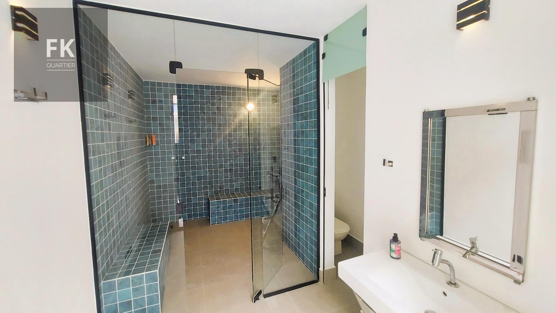 Casa à venda com 5 quartos, 5 suítes, 6 vagas e 583m² no Alphaville Residencial Um, Barueri (SP) — foto 18 de 30