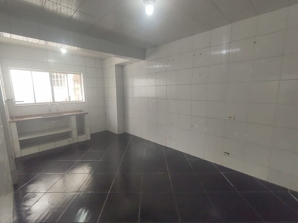 Casa à venda com 3 quartos, 2 suítes, 2 vagas e 315m² no Nova Arujá, Arujá (SP) — foto 8 de 16