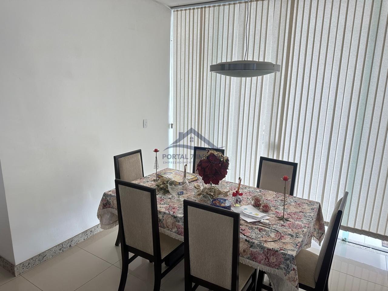 Casa à venda com 3 quartos, 1 suíte e 280m² no Iporanga, Sete Lagoas (MG) — foto 9 de 17