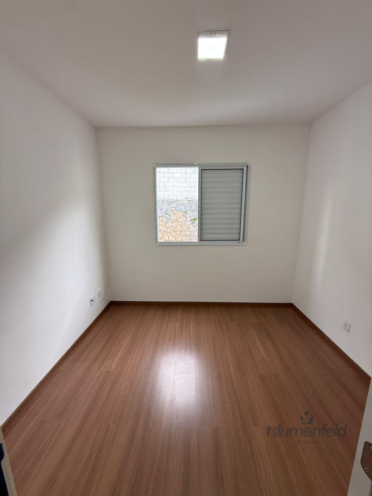 Casa para alugar com 2 quartos, 2 banheiros, 1 vaga e 57m² no Centro Residencial, Arujá (SP) — foto 8 de 13