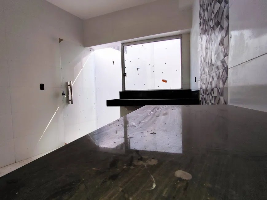 Casa à venda com 2 quartos, 2 banheiros e 1 vaga no Céu Azul, Belo Horizonte — foto principal