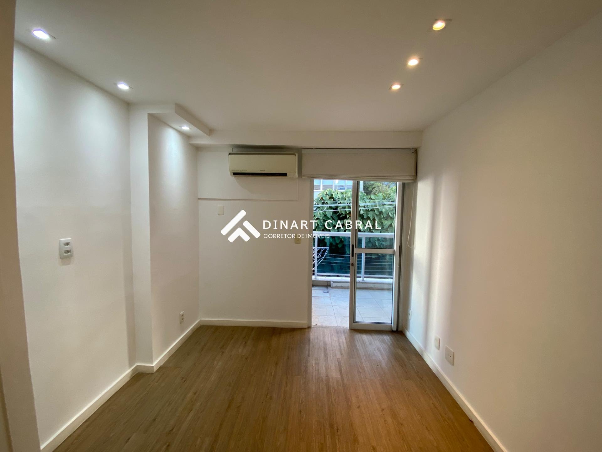 Apartamento à venda com 2 quartos, 1 suíte, 3 vagas e 176m² no Leblon, Rio de Janeiro (RJ) — foto 12 de 30
