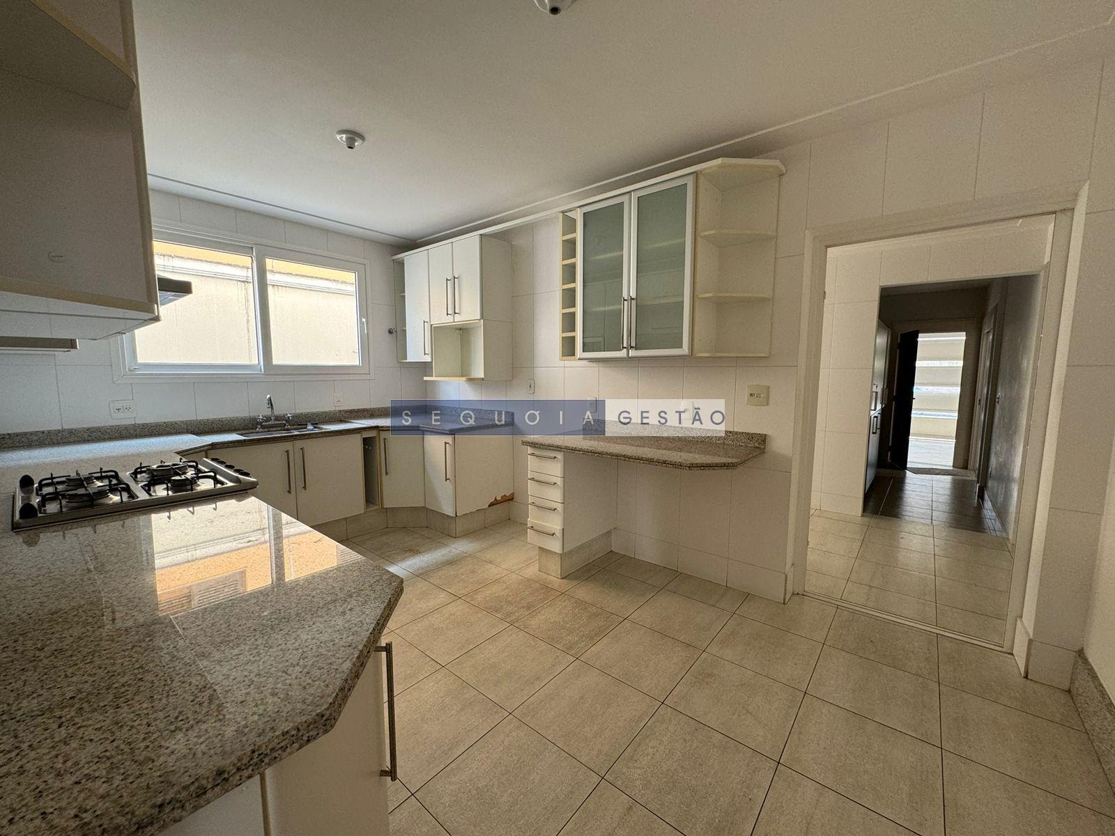 Casa à venda com 4 quartos, 4 suítes, 3 vagas e 422m² no Vila Jaboticabeira, Taubaté (SP) — foto 17 de 30