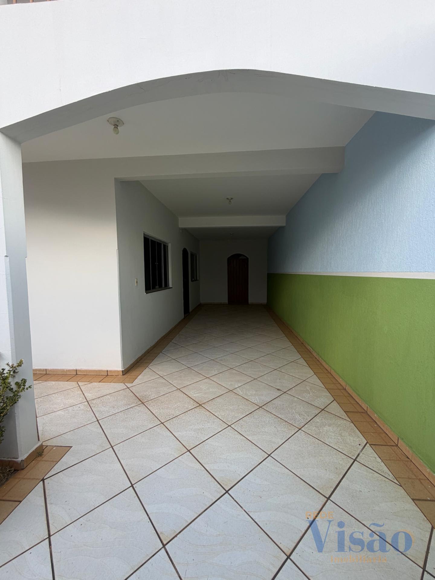 Casa para alugar com 4 quartos, 1 suíte e 4 vagas no Centro, Paracatu (MG) — foto 9 de 13