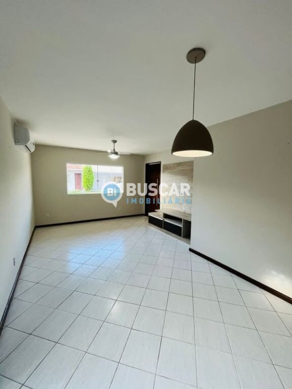 Casa à venda com 3 quartos, 1 suíte, 2 vagas e 200m² no Sim, Feira de Santana (BA) — foto 17 de 24