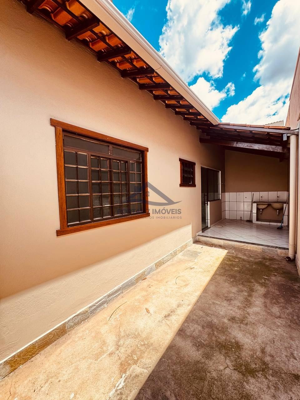 Casa para alugar com 2 quartos, 1 banheiro e 2 vagas no Olinto Alvin, Sete Lagoas (MG) — foto 4 de 12