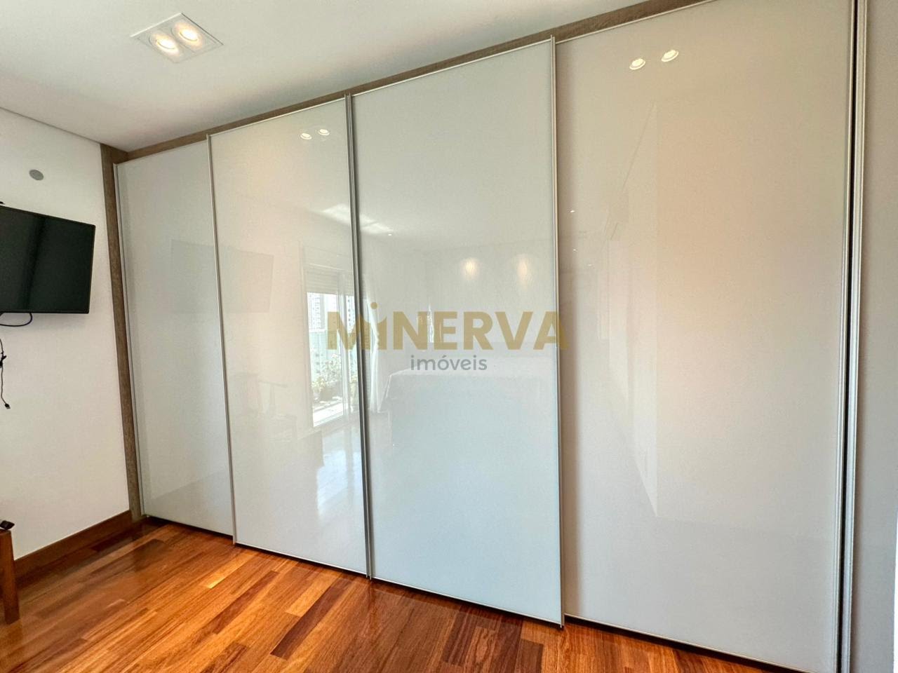 Apartamento à venda com 3 quartos, 3 suítes, 4 vagas e 218m² no Vila Regente Feijó, São Paulo (SP) — foto 13 de 24