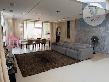 Casa à Venda no Derby Clube Sobral: 5 Suítes, 400m², R$2,2Mi