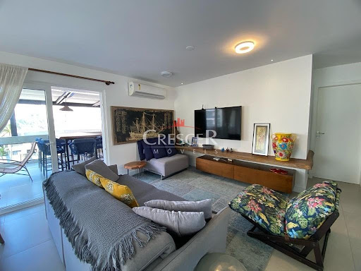 Apartamento 04 dormitórios para venda em Caiobá