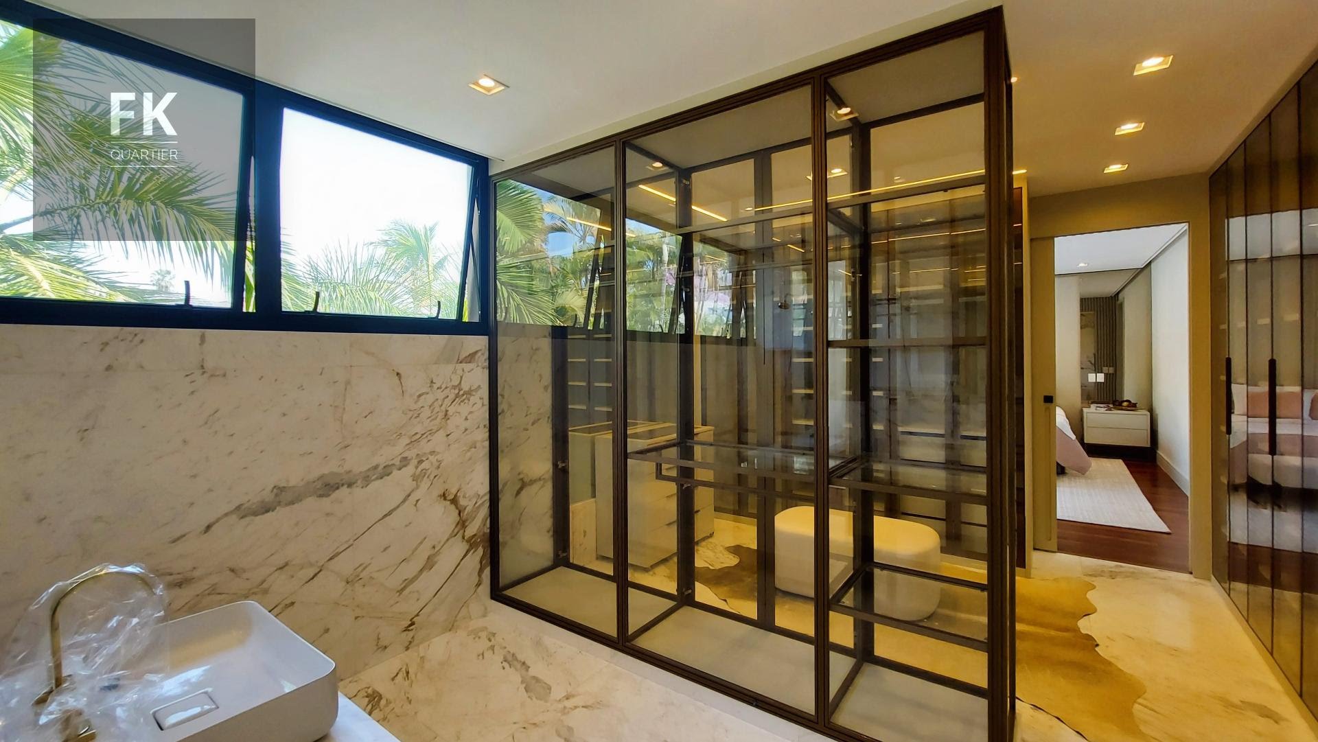 Casa à venda com 5 quartos, 5 suítes, 6 vagas e 1050m² no Alphaville Residencial Dois, Barueri (SP) — foto 22 de 30