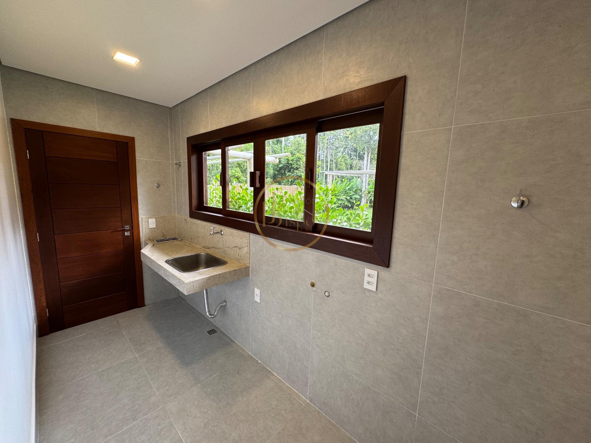 Casa à venda com 4 quartos, 4 suítes, 2 vagas e 202m² no Arraial D'ajuda, Porto Seguro (BA) — foto 9 de 19