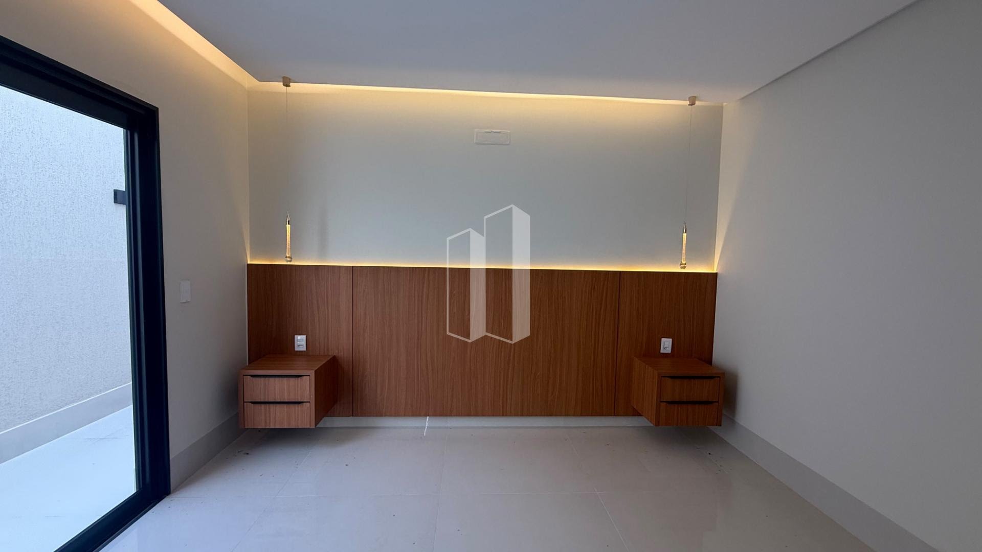 Casa à venda com 4 quartos, 3 suítes, 4 vagas e 220m² no Parque Amazônia, Goiânia (GO) — foto 9 de 16