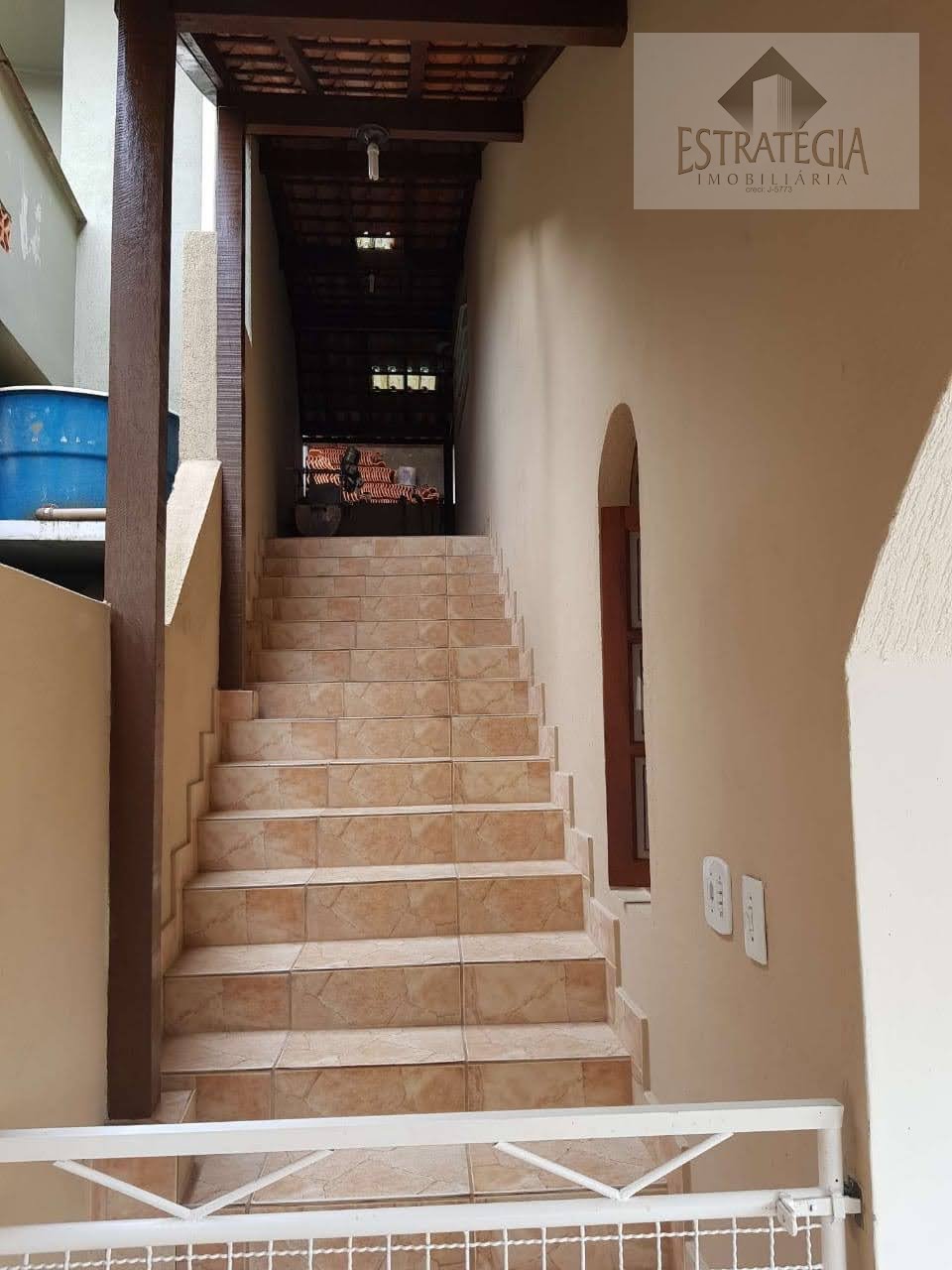 Casa à venda com 3 quartos, 1 suíte, 4 vagas e 225m² no Bingen, Petrópolis (RJ) — foto 7 de 30