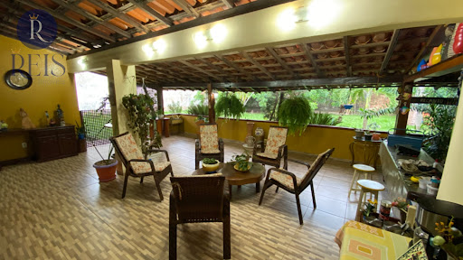 Sala com vista para o Jardim 