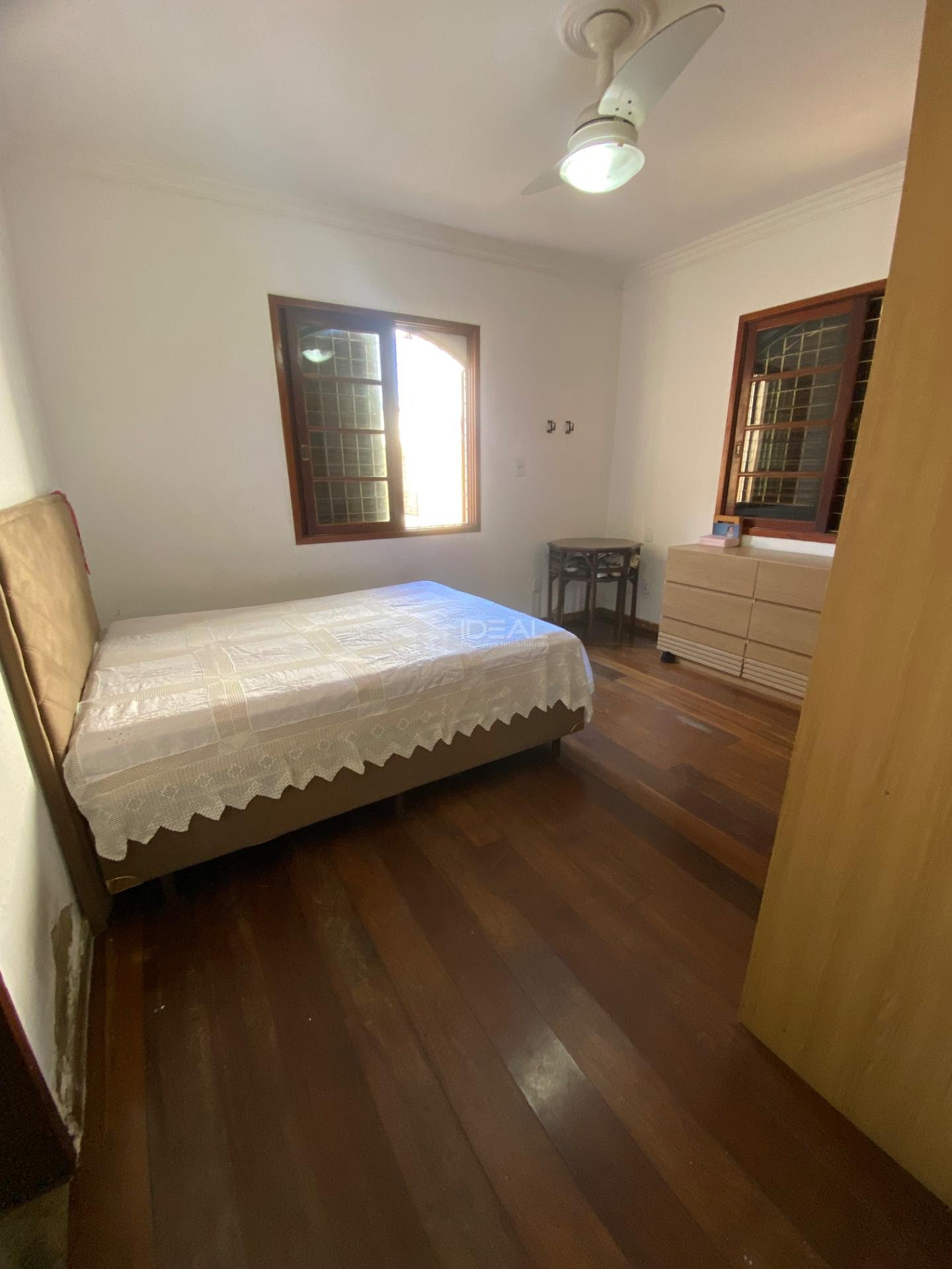Casa à venda com 3 quartos, 1 suíte, 6 vagas e 250m² no Parque Oliveira Botelho, Campos dos Goytacazes (RJ) — foto 23 de 25