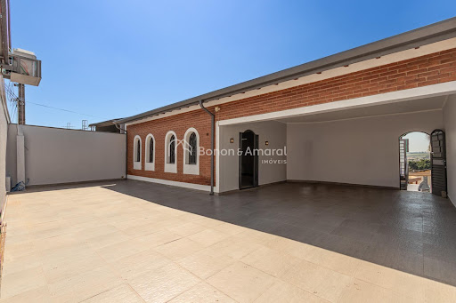 Casa, 4 quartos, 220 m² - Foto 1