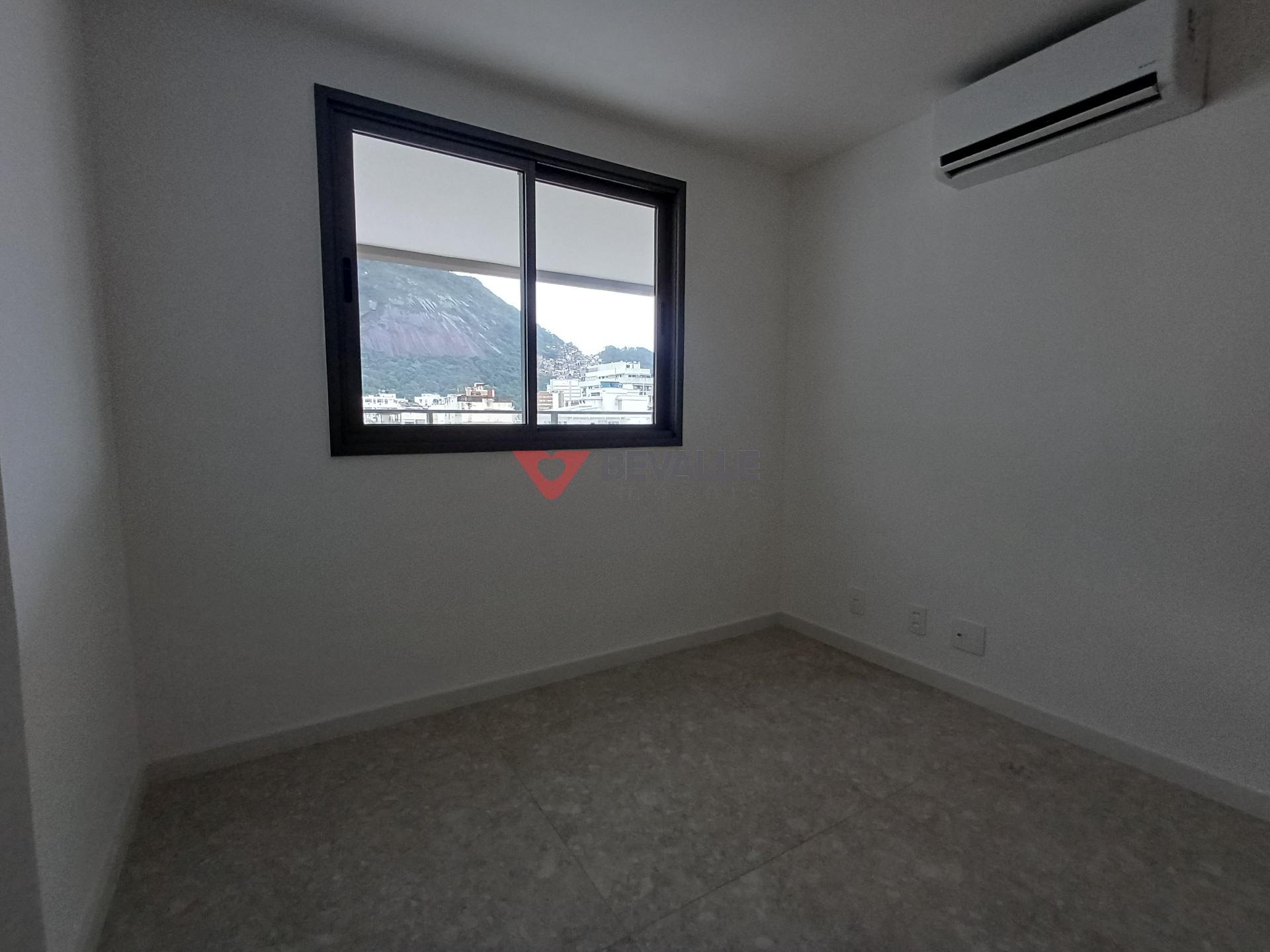 Apartamento à venda com 3 quartos, 1 suíte, 1 vaga e 150m² no Botafogo, Rio de Janeiro (RJ) — foto 28 de 30