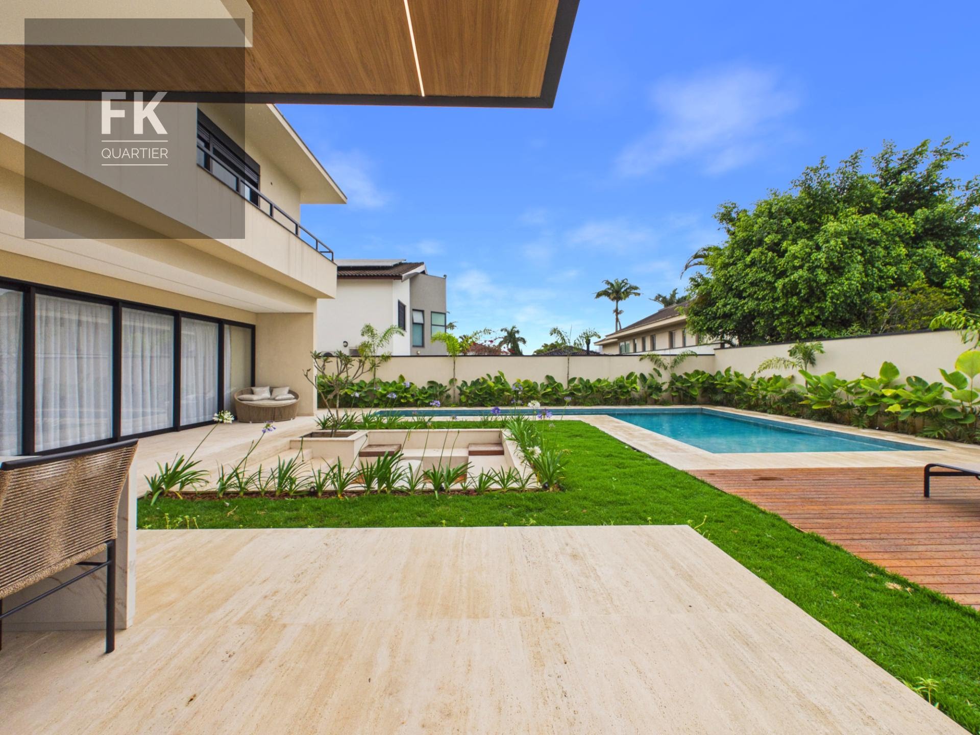 Casa à venda com 5 quartos, 5 suítes, 5 vagas e 700m² no Alphaville Residencial Um, Barueri (SP) — foto 6 de 30