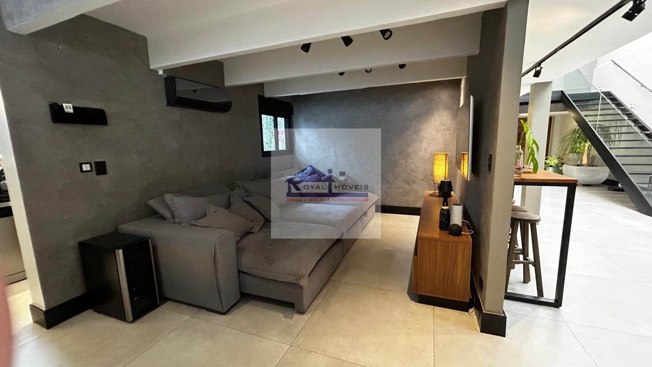 Casa à venda com 4 quartos, 3 suítes, 6 vagas e 550m² no Planalto Paulista, São Paulo (SP) — foto 9 de 27