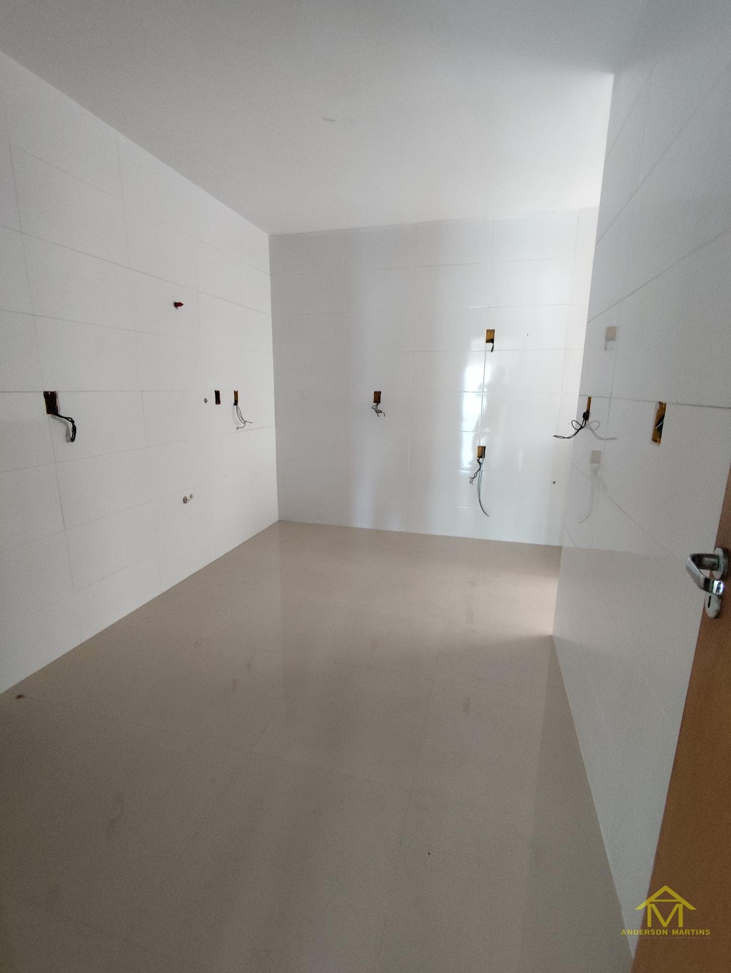 Apartamento à venda com 3 quartos, 1 banheiro, 2 vagas e 130m² no Praia da Costa, Vila Velha (ES) — foto 8 de 16