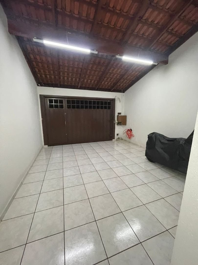 Casa à venda com 3 quartos, 1 suíte, 2 vagas e 121m² no Jardim Anhangüera, Ribeirão Preto (SP) — foto 4 de 20
