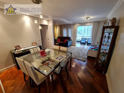 Apartamento em Vila Gumercindo  -  São Paulo