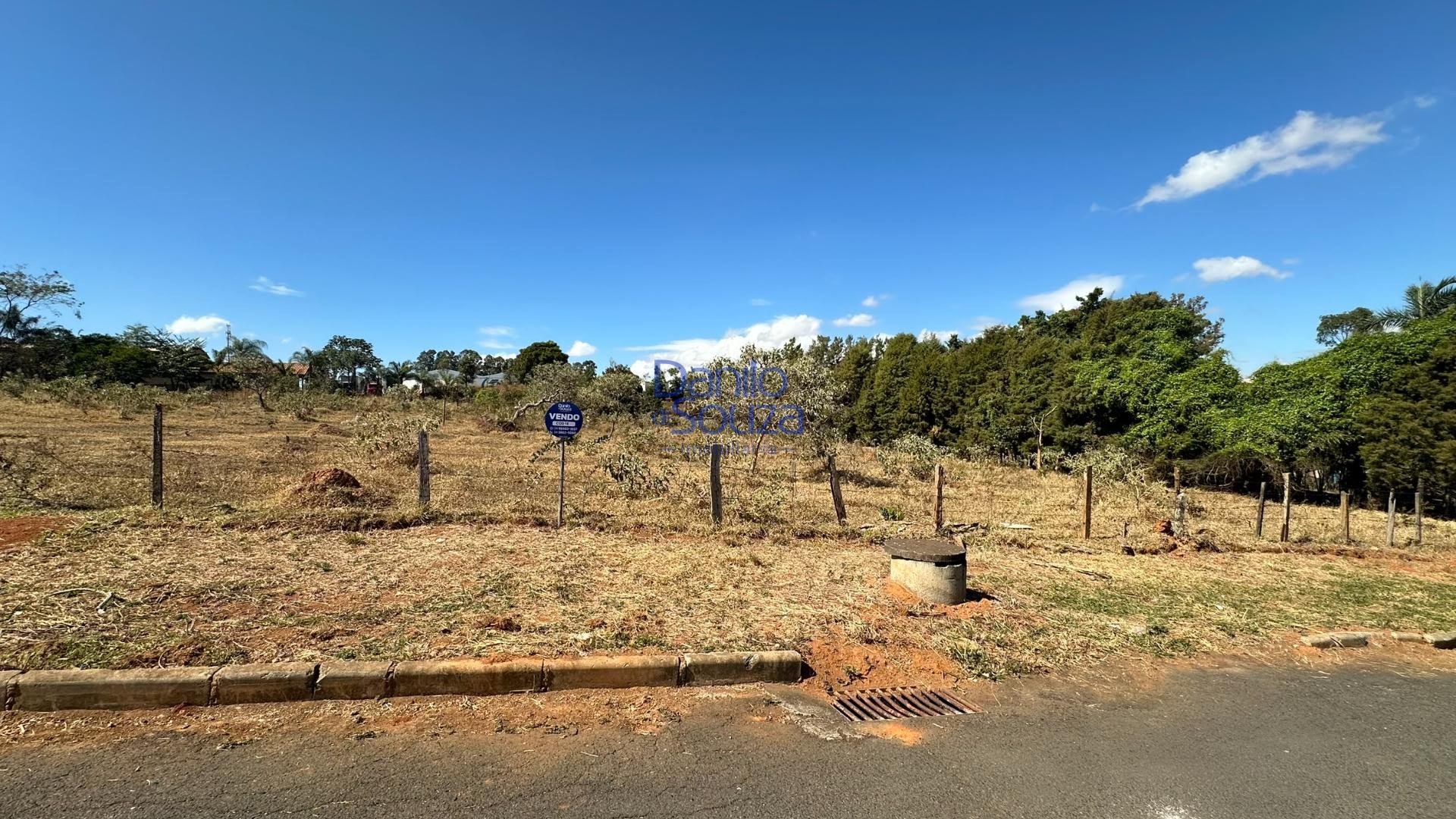 Rural à venda com 3200m² de terreno no Vila Universitária, Araxá (MG) — foto 2 de 5