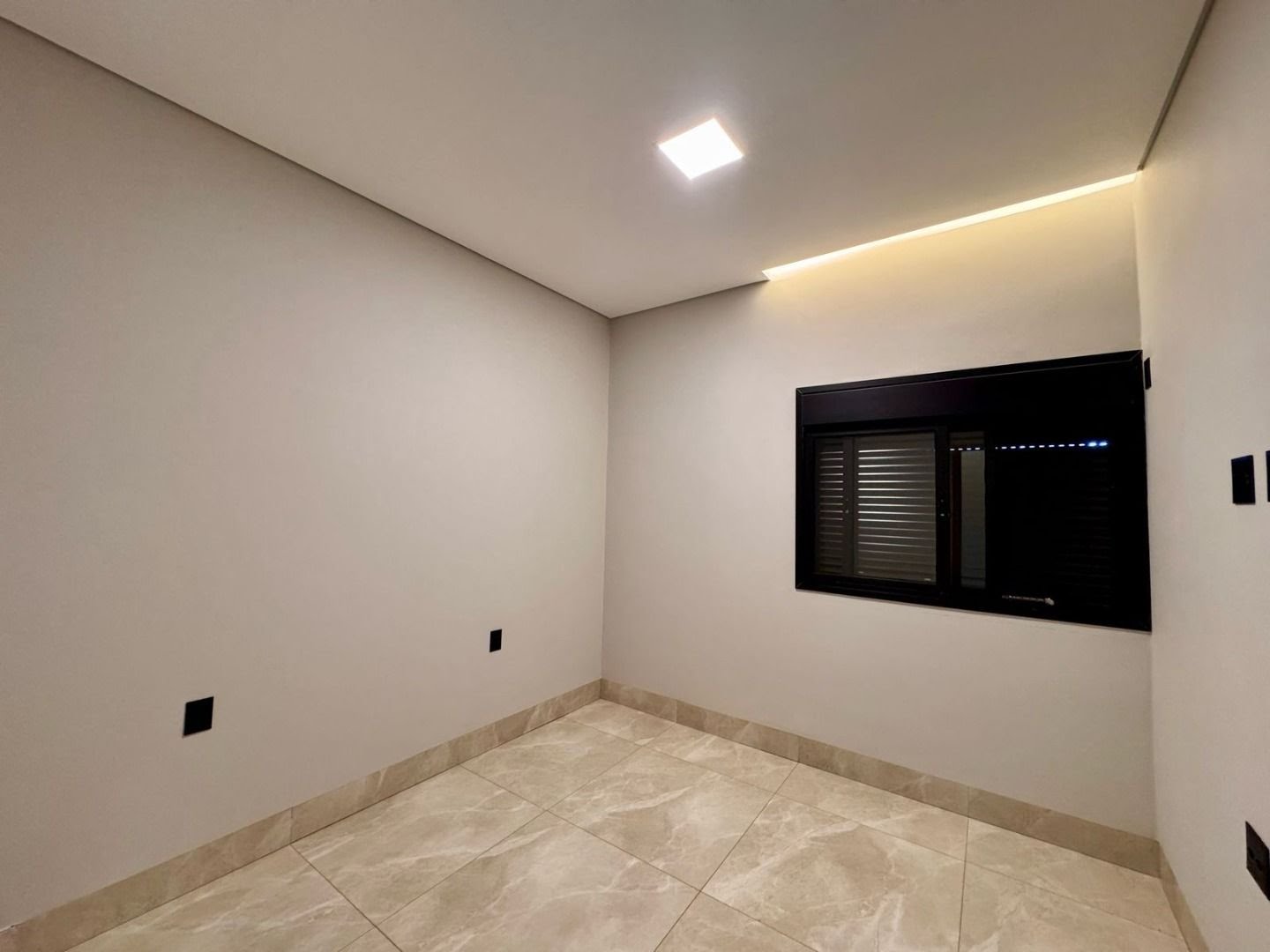 Casa à venda com 3 quartos, 3 suítes, 4 vagas e 153m² no Real Sul, Ribeirão Preto (SP) — foto 27 de 27