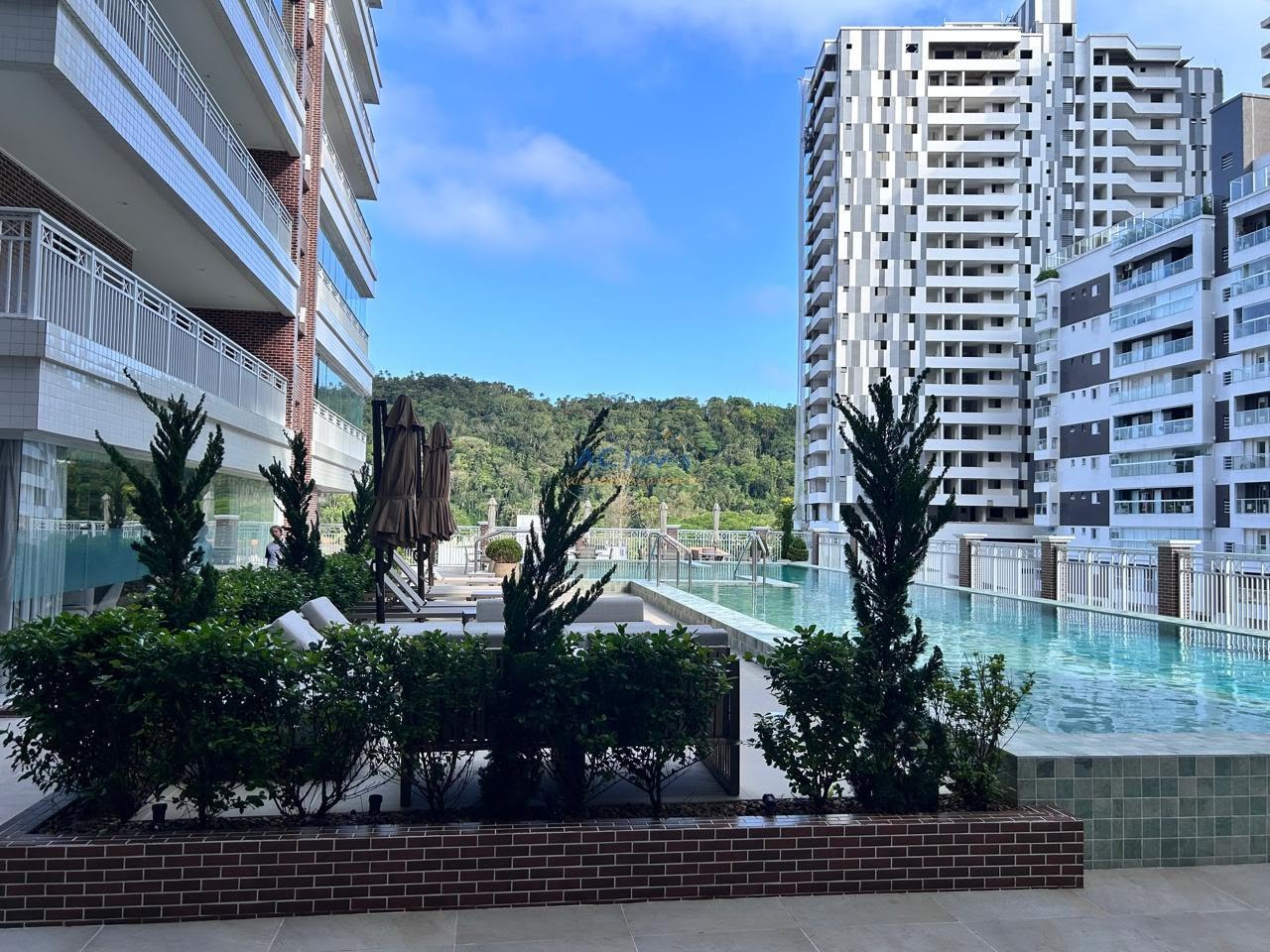 Apartamento à venda com 3 quartos, 3 suítes, 3 vagas e 126m² no Canto do Forte, Praia Grande (SP) — foto 8 de 30