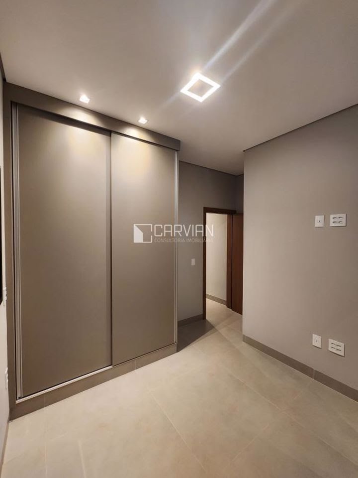 Casa à venda com 3 quartos, 3 suítes, 4 vagas e 156m² no Real Sul, Ribeirão Preto (SP) — foto 3 de 25