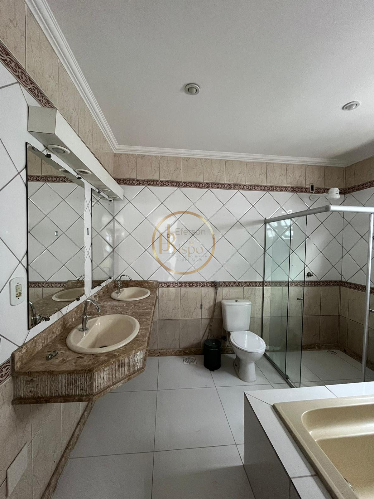 Casa à venda com 4 quartos, 2 suítes, 2 vagas e 210m² no Centro, Porto Seguro (BA) — foto 15 de 29