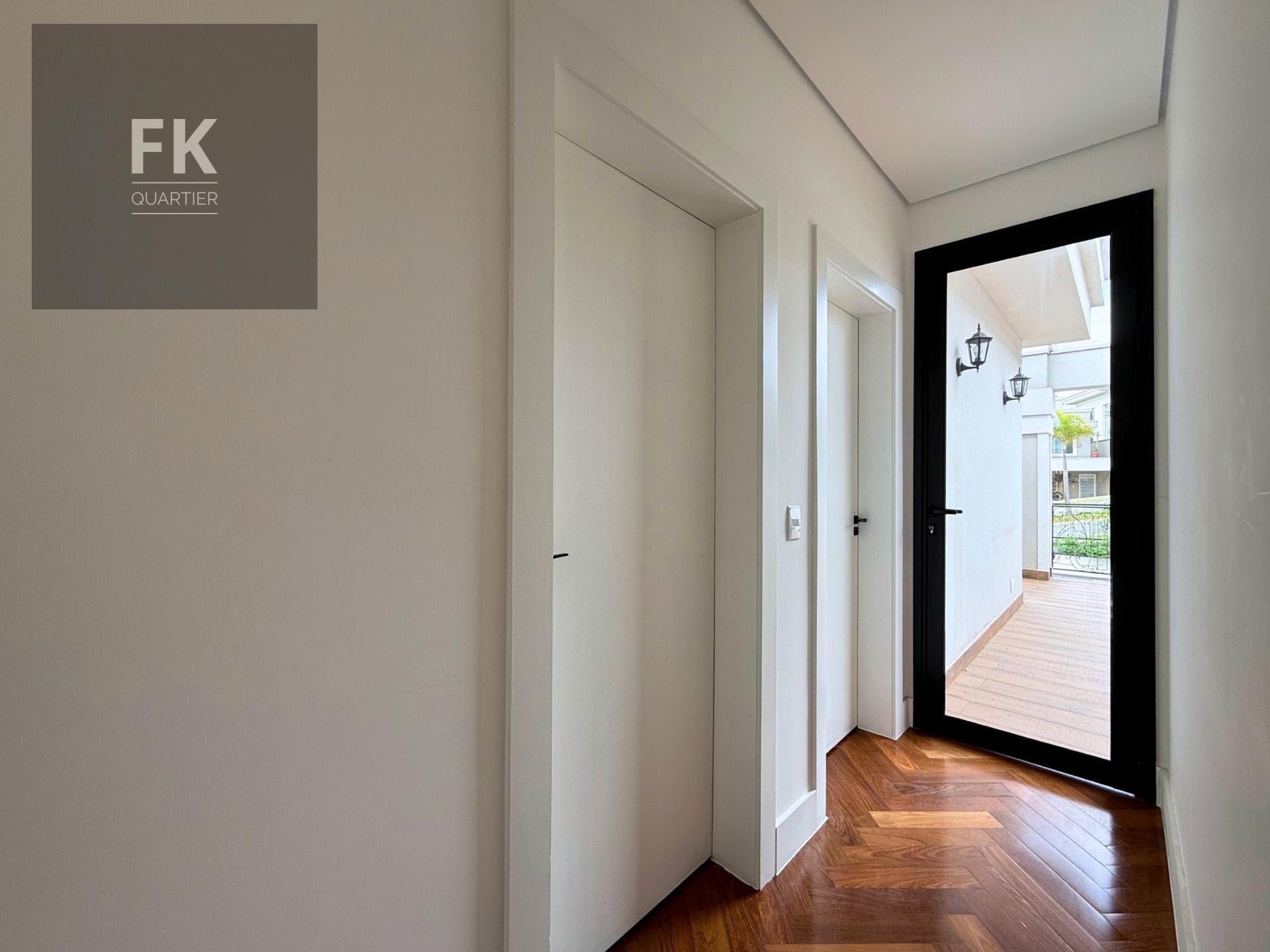 Casa à venda com 5 quartos, 5 suítes, 6 vagas e 422m² no Cidade Tamboré, Santana de Parnaíba (SP) — foto 24 de 30
