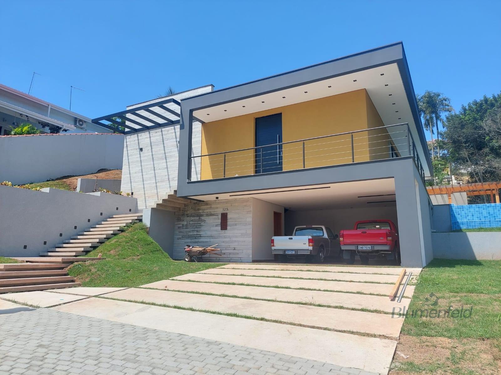 Casa à venda com 3 quartos, 4 banheiros, 4 vagas e 330m² no Reserva Ibirapitanga, Santa Isabel — foto principal
