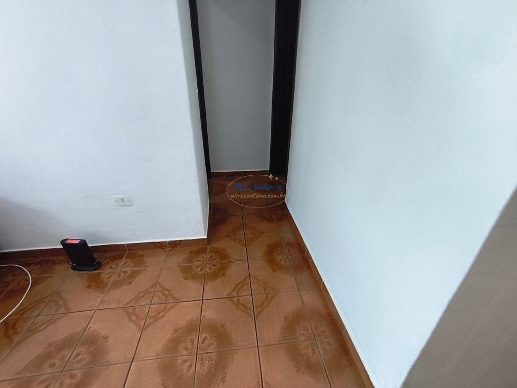 Casa à venda com 1 quarto, 1 banheiro, 2 vagas e 34m² no Vilamar, Praia Grande (SP) — foto 10 de 18