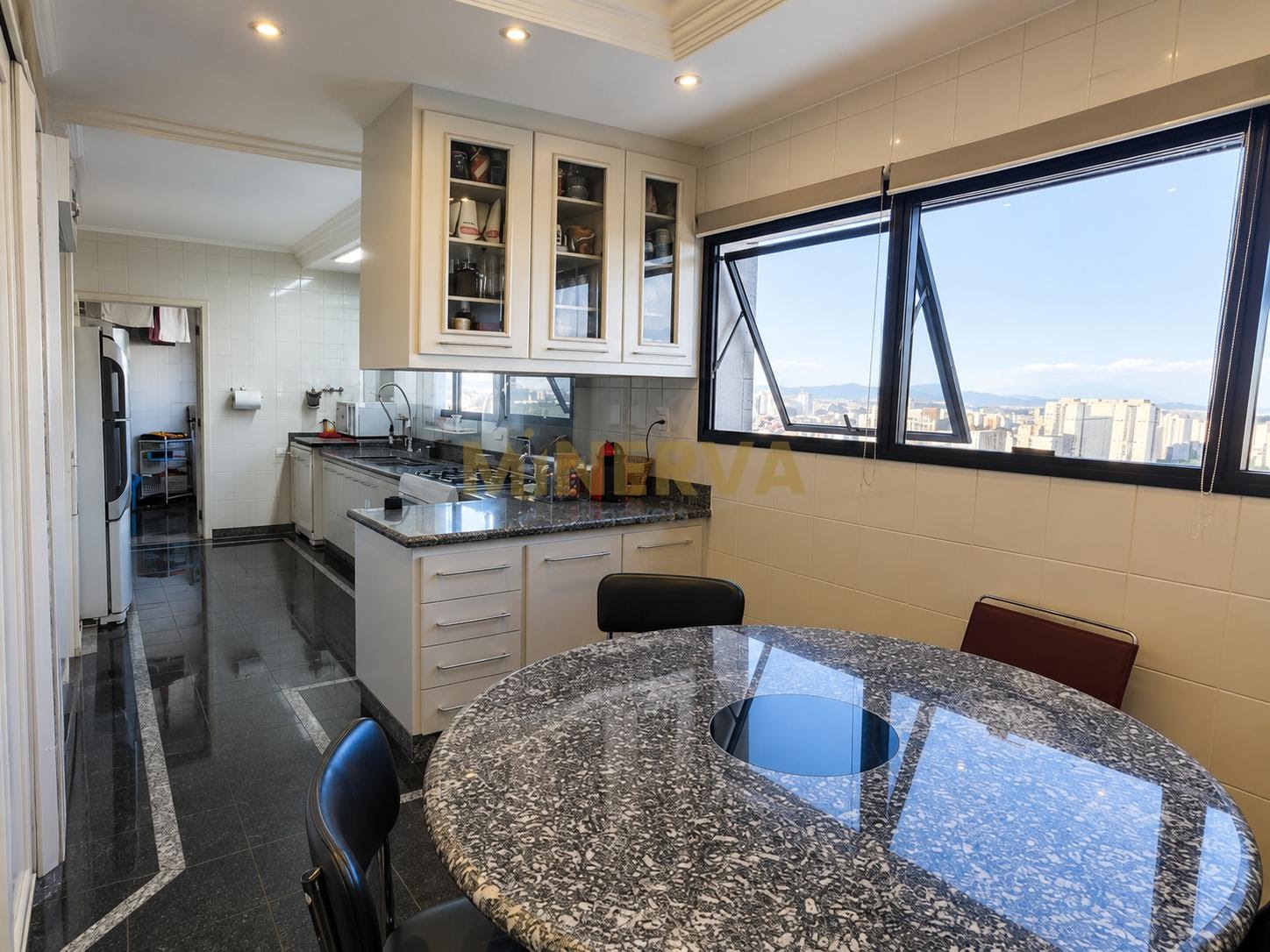 Apartamento à venda com 4 quartos, 3 suítes, 3 vagas e 245m² no Camargos, Guarulhos (SP) — foto 8 de 30