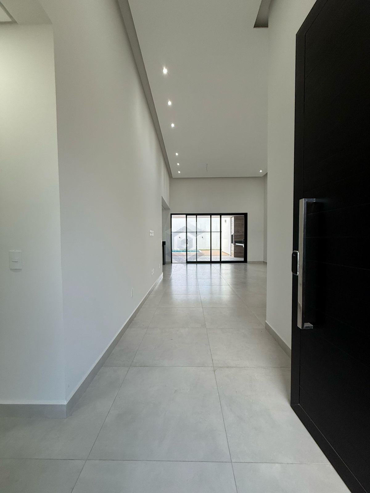 Casa à venda com 3 quartos, 3 suítes, 6 vagas e 248m² no Alphaville 3, Votorantim (SP) — foto 3 de 30