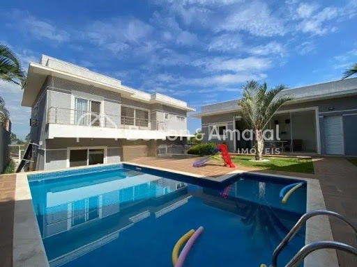 Casa, 3 quartos, 337 m² - Foto 1