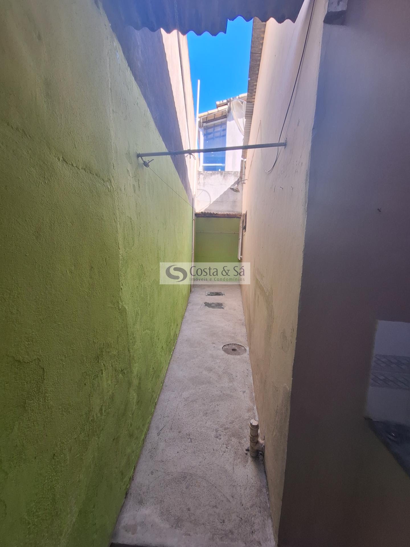 Casa à venda com 2 quartos, 1 banheiro e 90m² no Centro, São Pedro da Aldeia (RJ) — foto 3 de 12