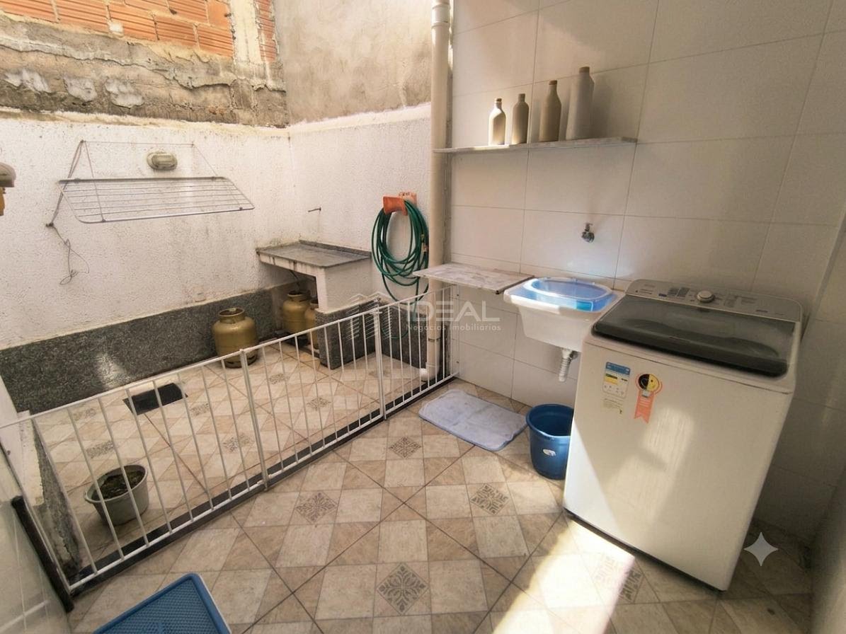 Casa à venda com 3 quartos, 2 suítes, 1 vaga e 195m² no Parque Julião Nogueira, Campos dos Goytacazes (RJ) — foto 25 de 28