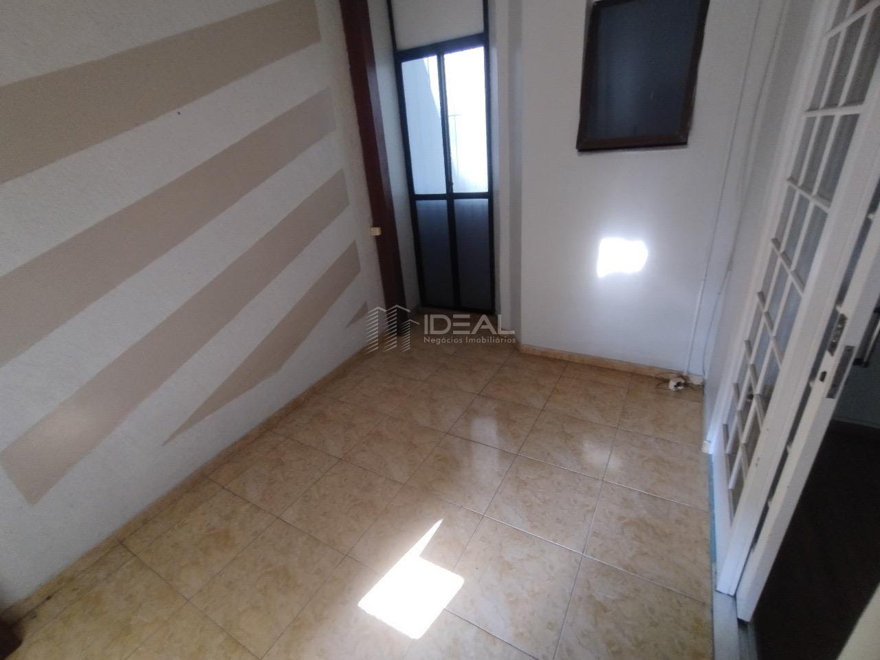 Casa à venda com 4 quartos, 2 suítes, 3 vagas e 198m² no Centro, Campos dos Goytacazes (RJ) — foto 28 de 29