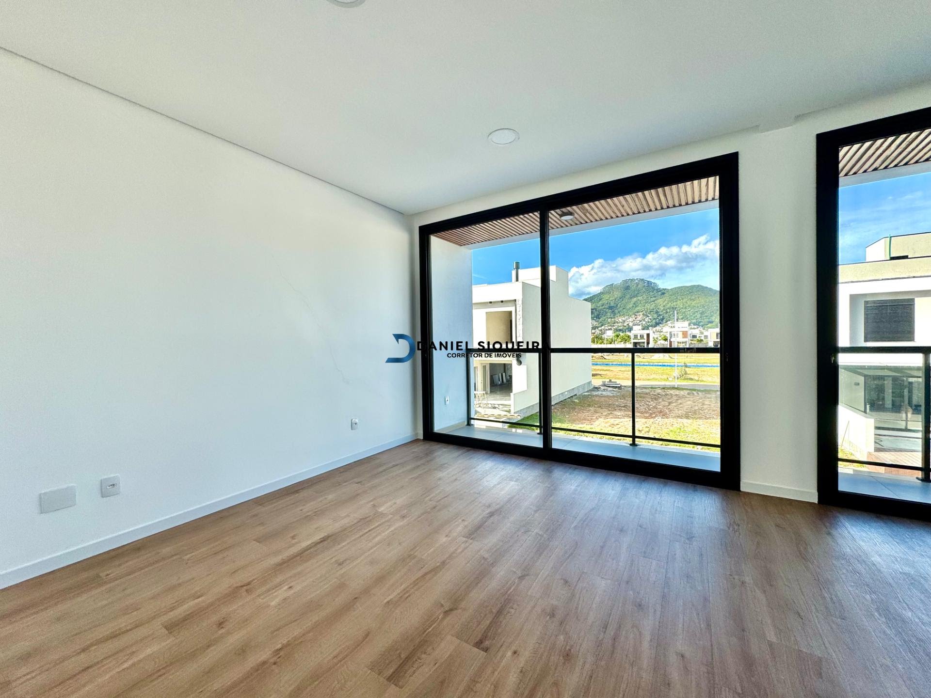 Casa à venda com 3 quartos, 1 suíte, 4 vagas e 216m² no Bairro Deltaville, Biguaçu (SC) — foto 26 de 29