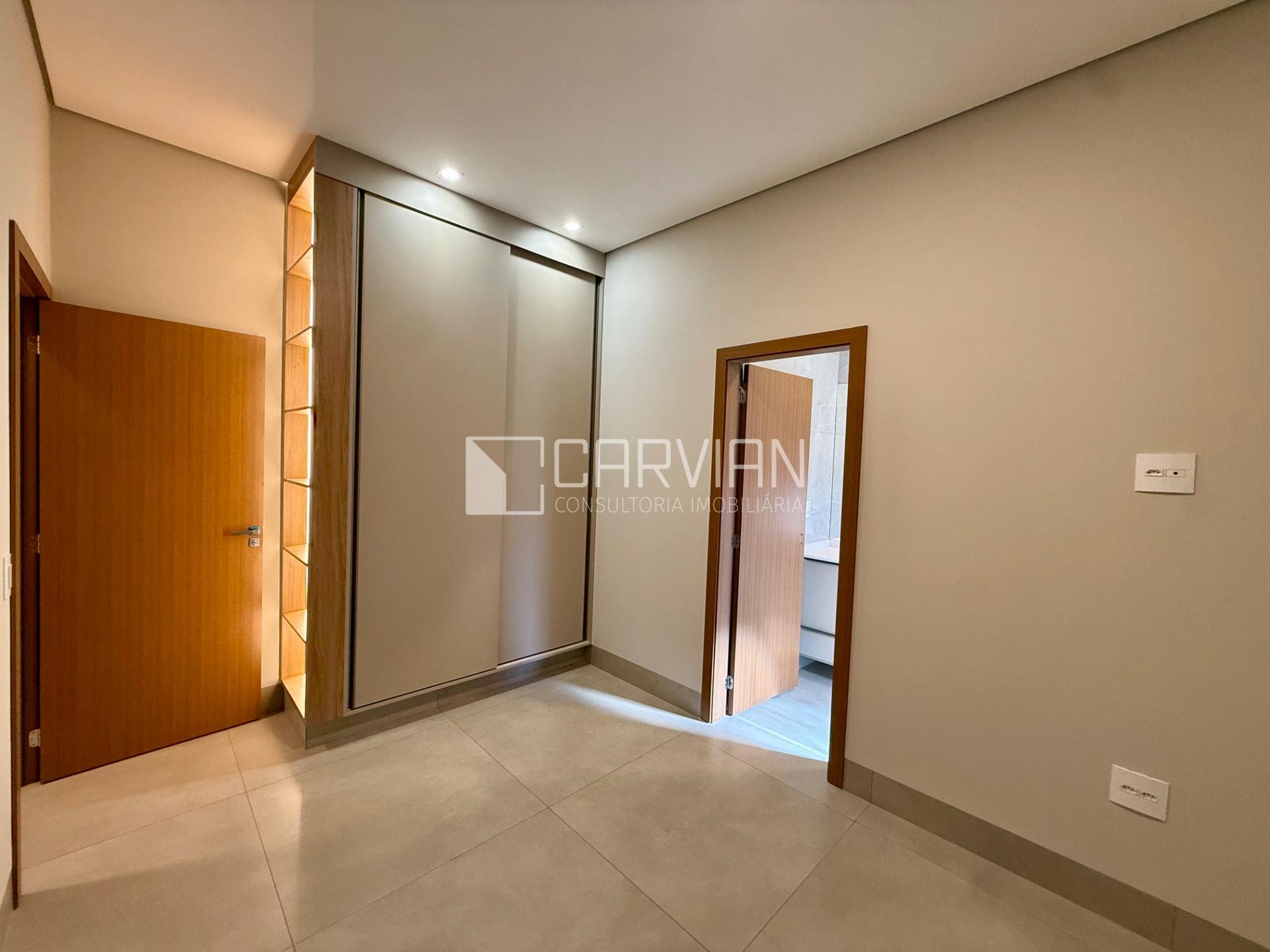 Casa à venda com 3 quartos, 3 suítes, 4 vagas e 201m² no Vila do Golf, Ribeirão Preto (SP) — foto 17 de 30
