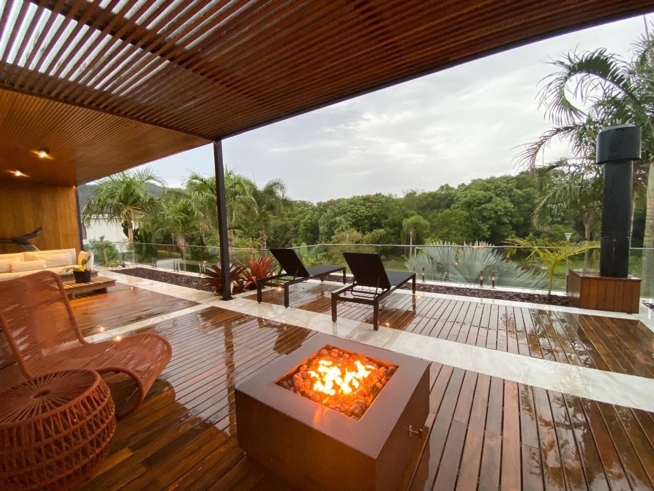 Casa à venda com 5 quartos, 4 suítes, 3 vagas e 967m² no Jurerê Internacional, Florianópolis (SC) — foto 24 de 30