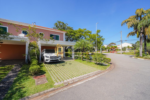 Casa em Condomínio em Tamboré  -  Santana de Parnaíba