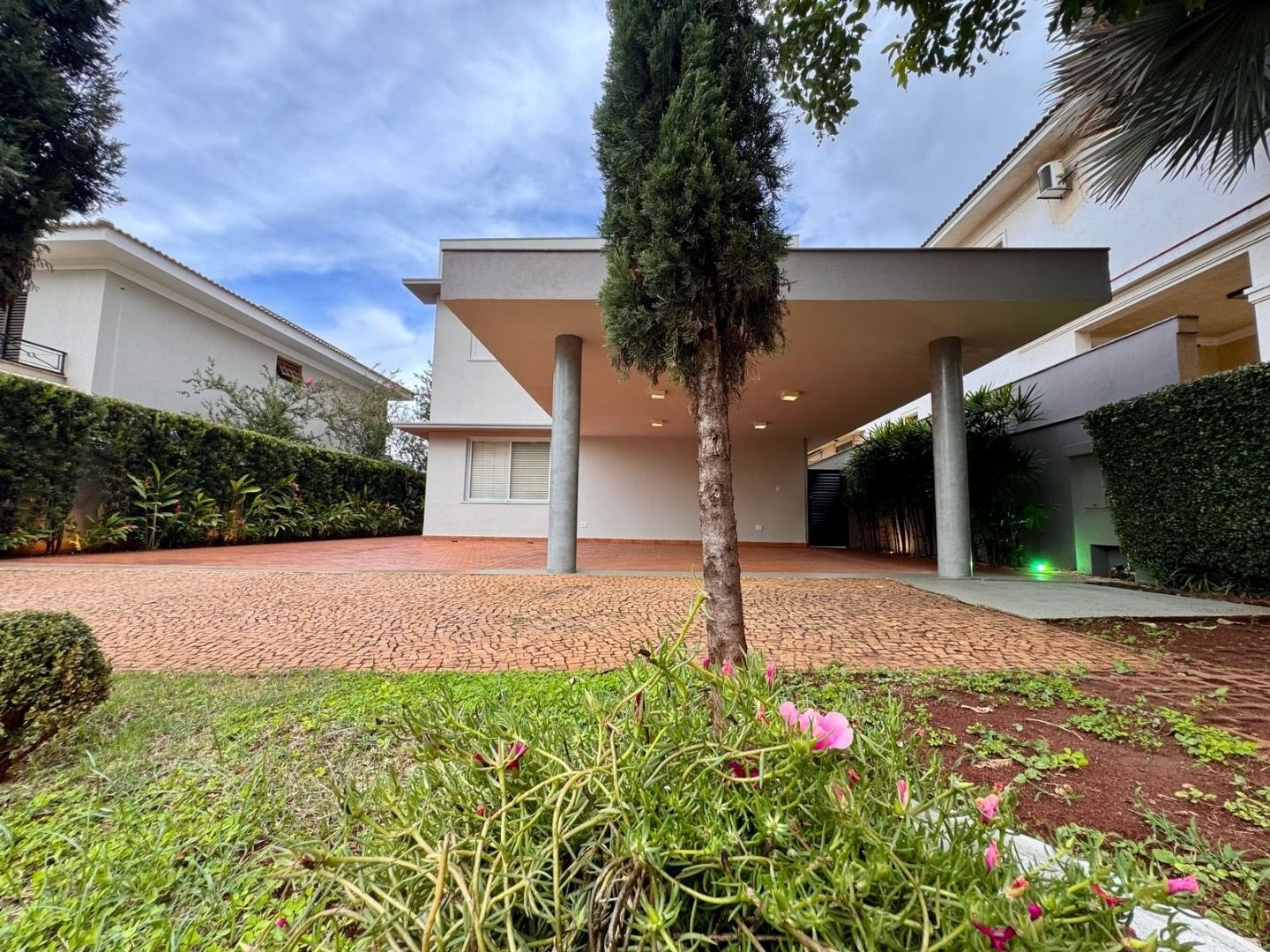 Casa para alugar com 3 quartos, 3 suítes, 3 vagas e 333m² no Jardim Botânico, Ribeirão Preto (SP) — foto 5 de 30